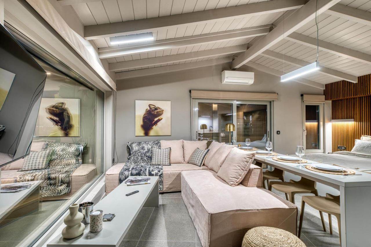 Chameleon Premium Loft Apartment Nafplio Bagian luar foto
