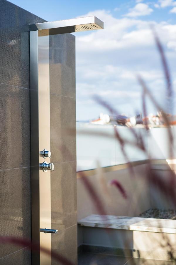 Chameleon Premium Loft Apartment Nafplio Bagian luar foto